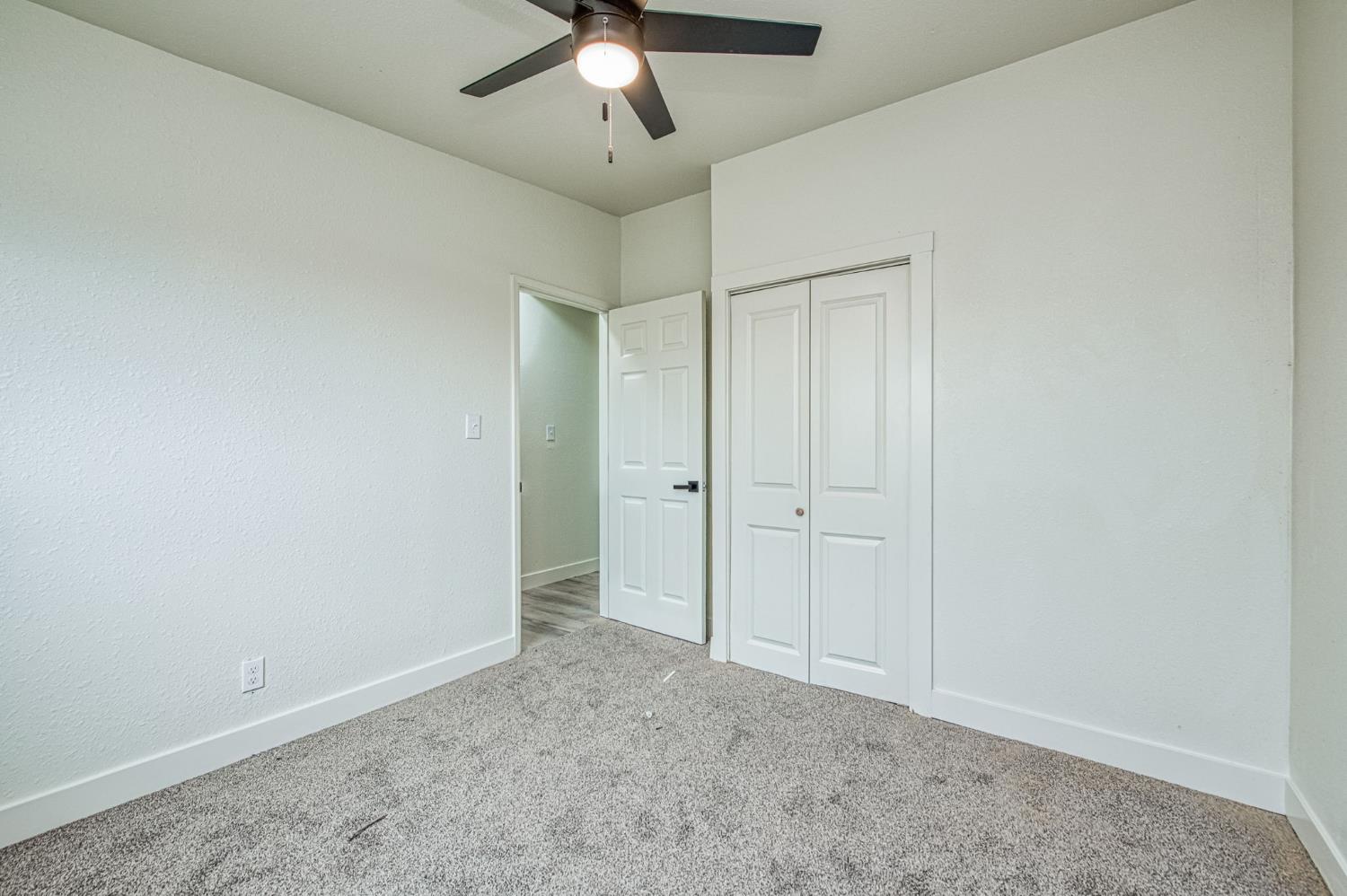 255 W Hawes Ave, Fresno, CA 93706