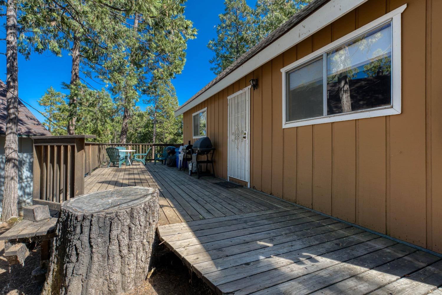 41835 Corlew Ln, Auberry, CA 93602