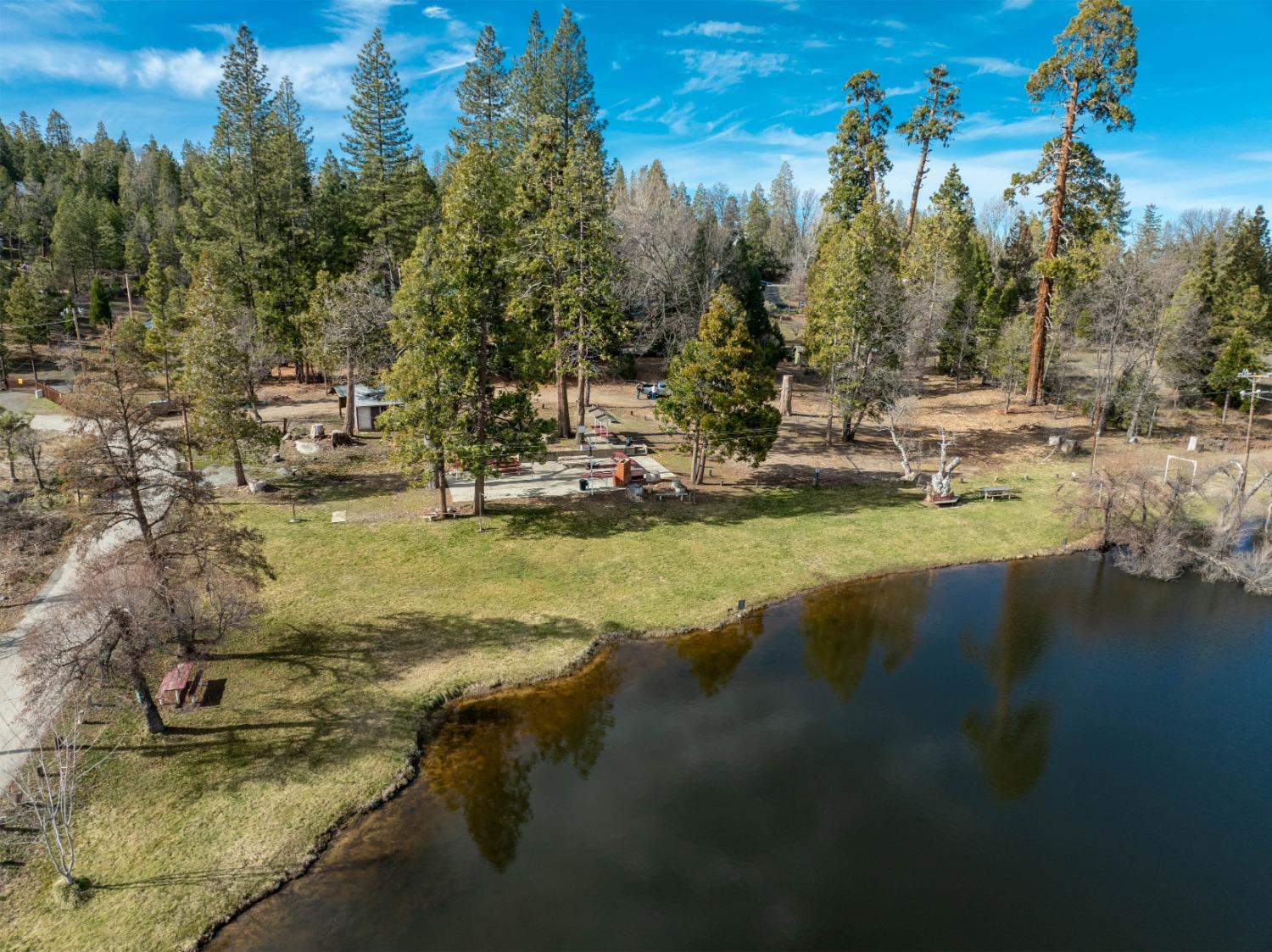 41835 Corlew Ln, Auberry, CA 93602