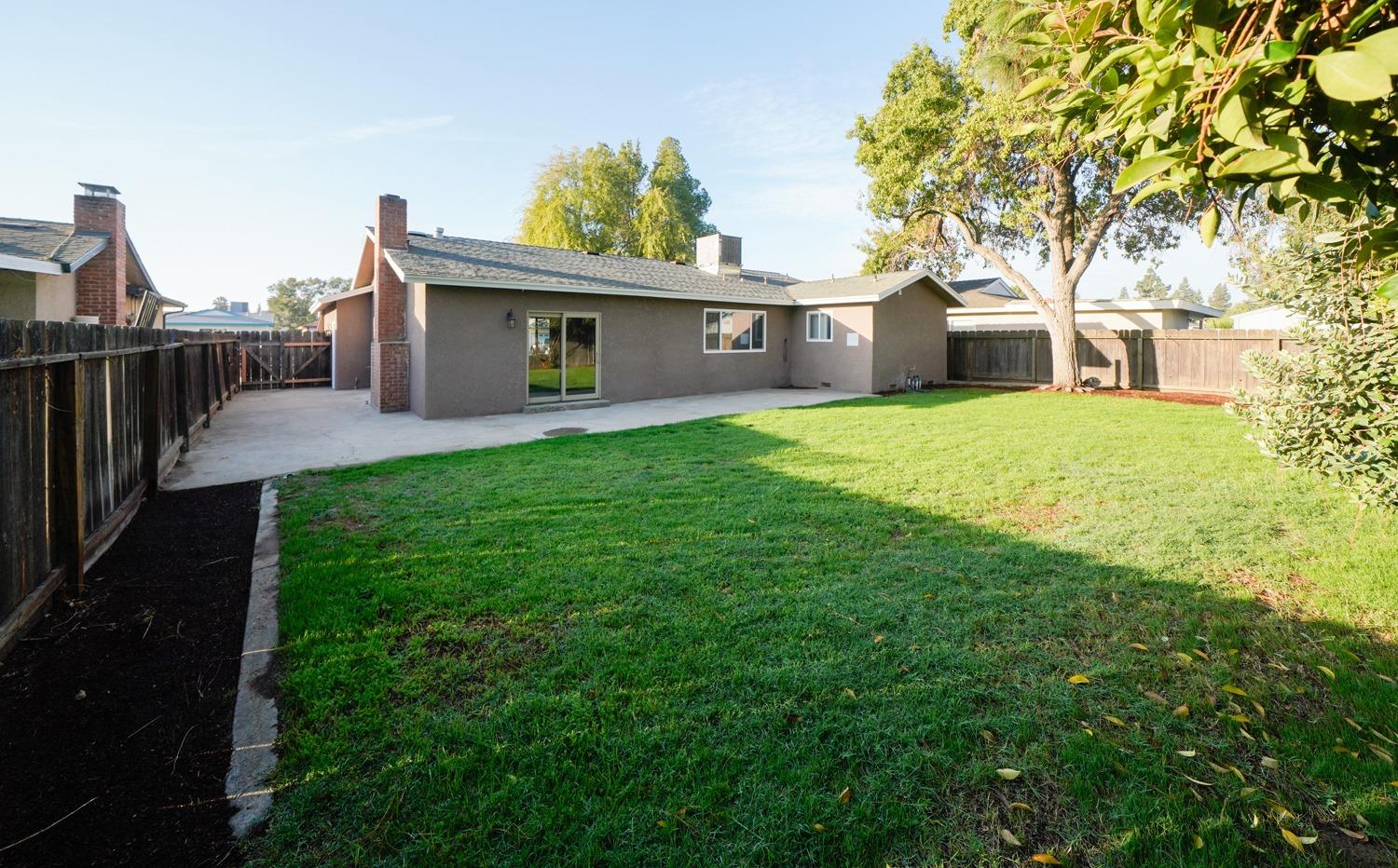 1515 Keats Ave, Clovis, CA 93611