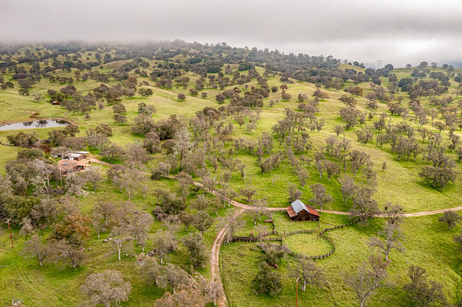 21256 Tollhouse Rd, Clovis, CA 93619