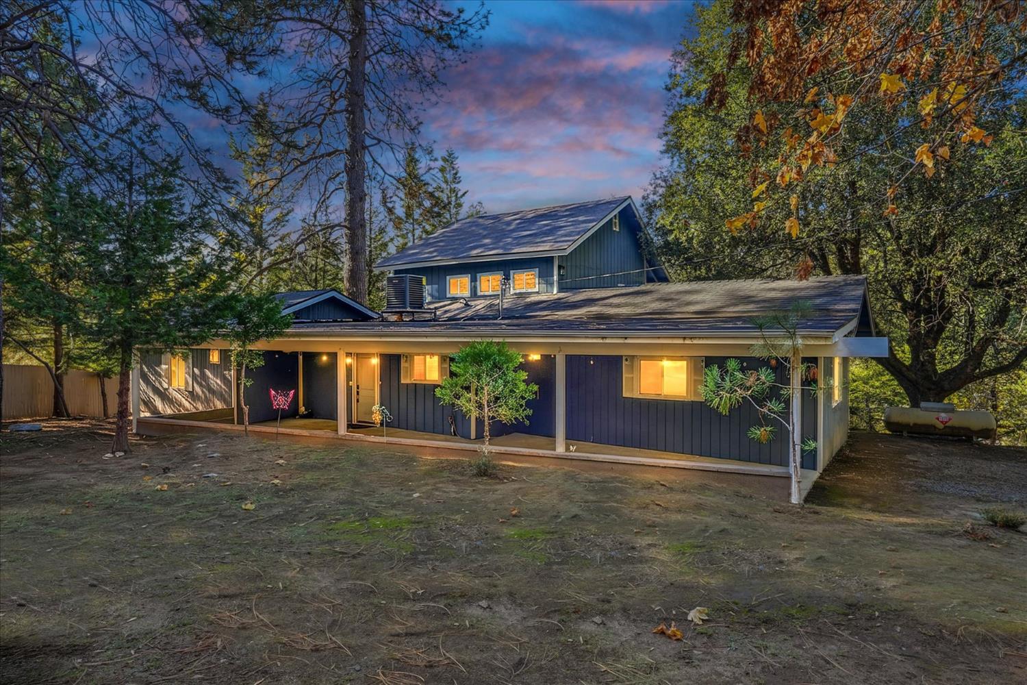 50722 Chu Ranch Rd, Oakhurst, CA 93644