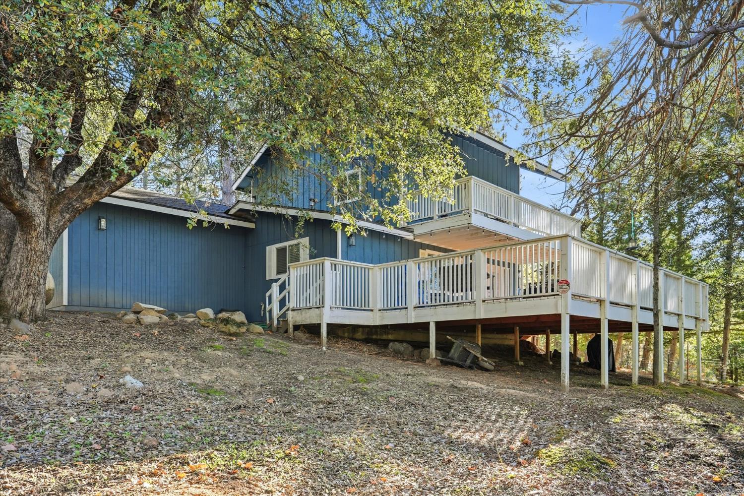 50722 Chu Ranch Rd, Oakhurst, CA 93644
