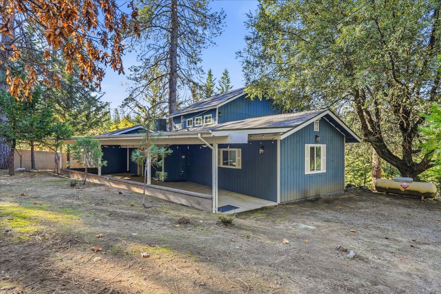 50722 Chu Ranch Rd, Oakhurst, CA 93644