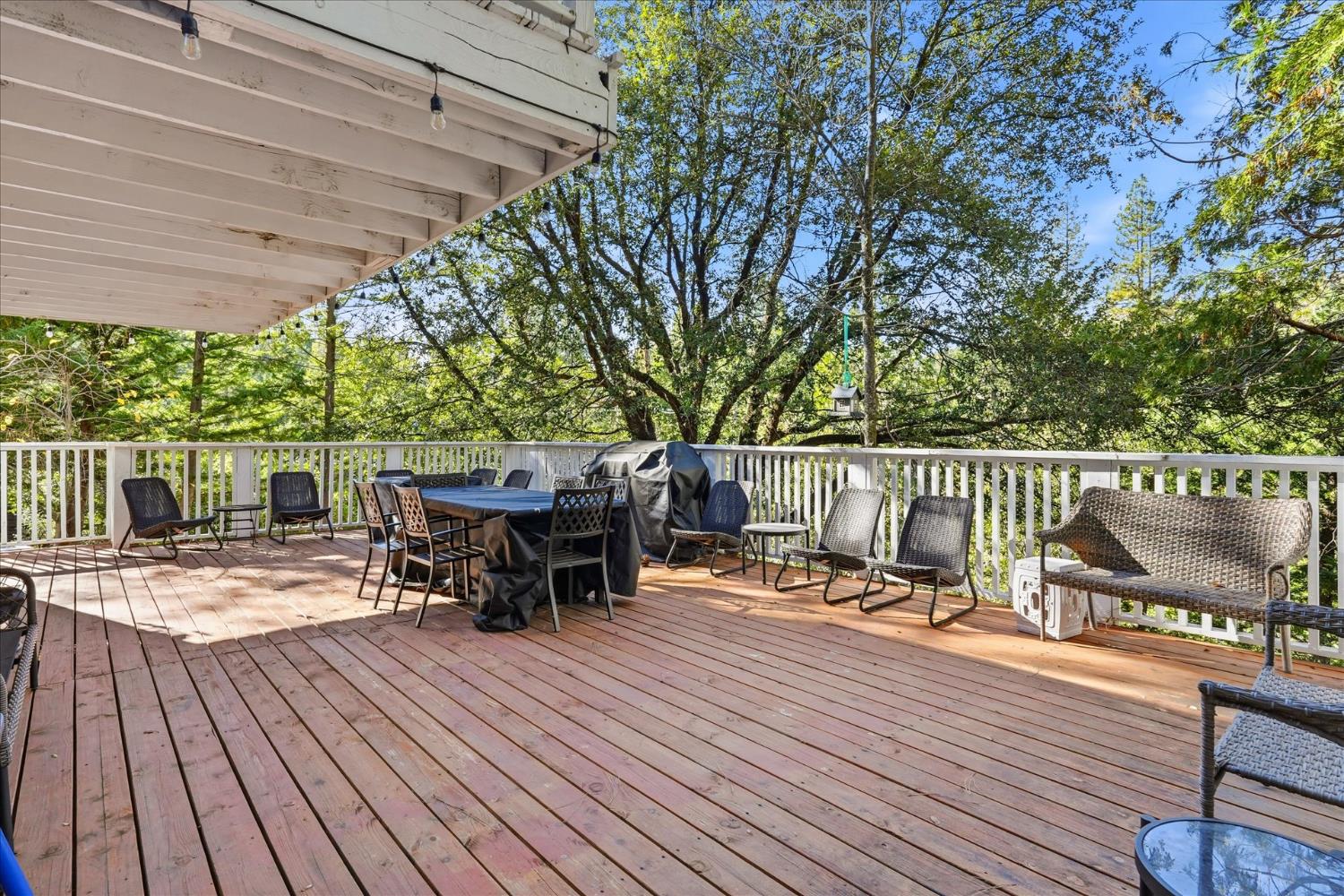 50722 Chu Ranch Rd, Oakhurst, CA 93644