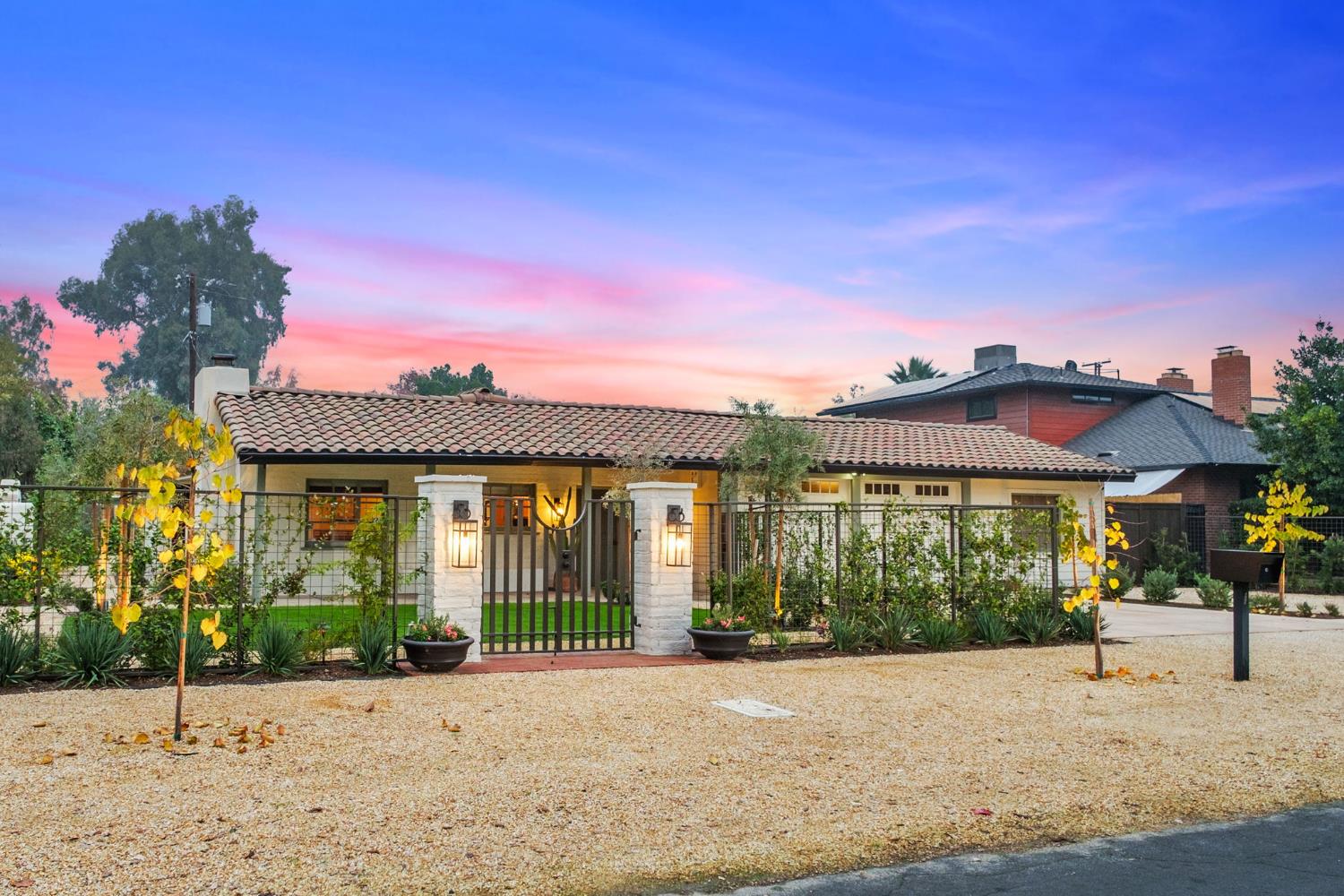 625 E Lansing Way, Fresno, CA 93704