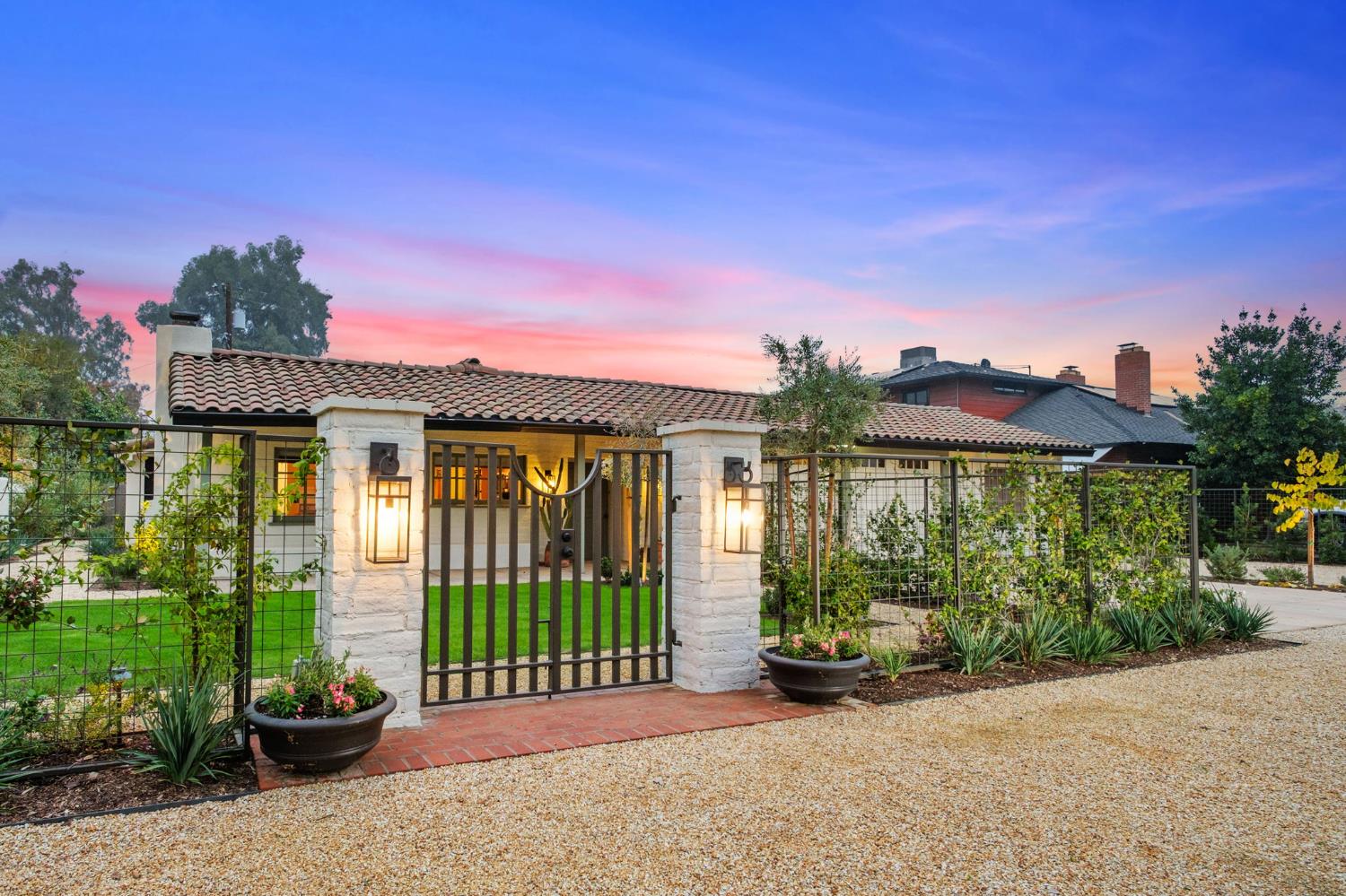 625 E Lansing Way, Fresno, CA 93704