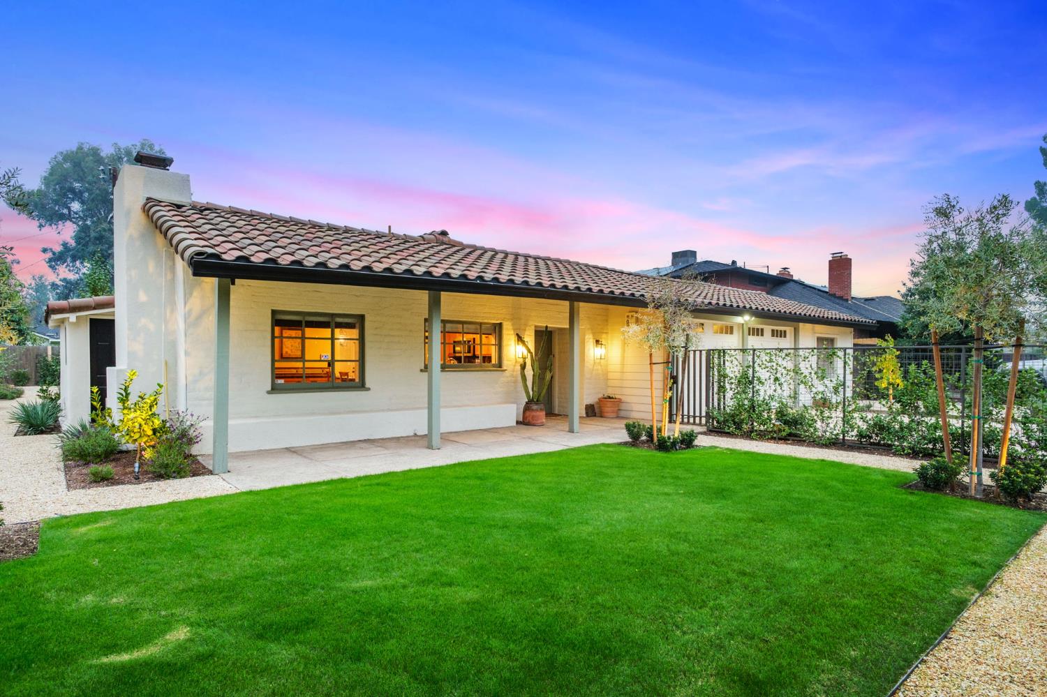 625 E Lansing Way, Fresno, CA 93704