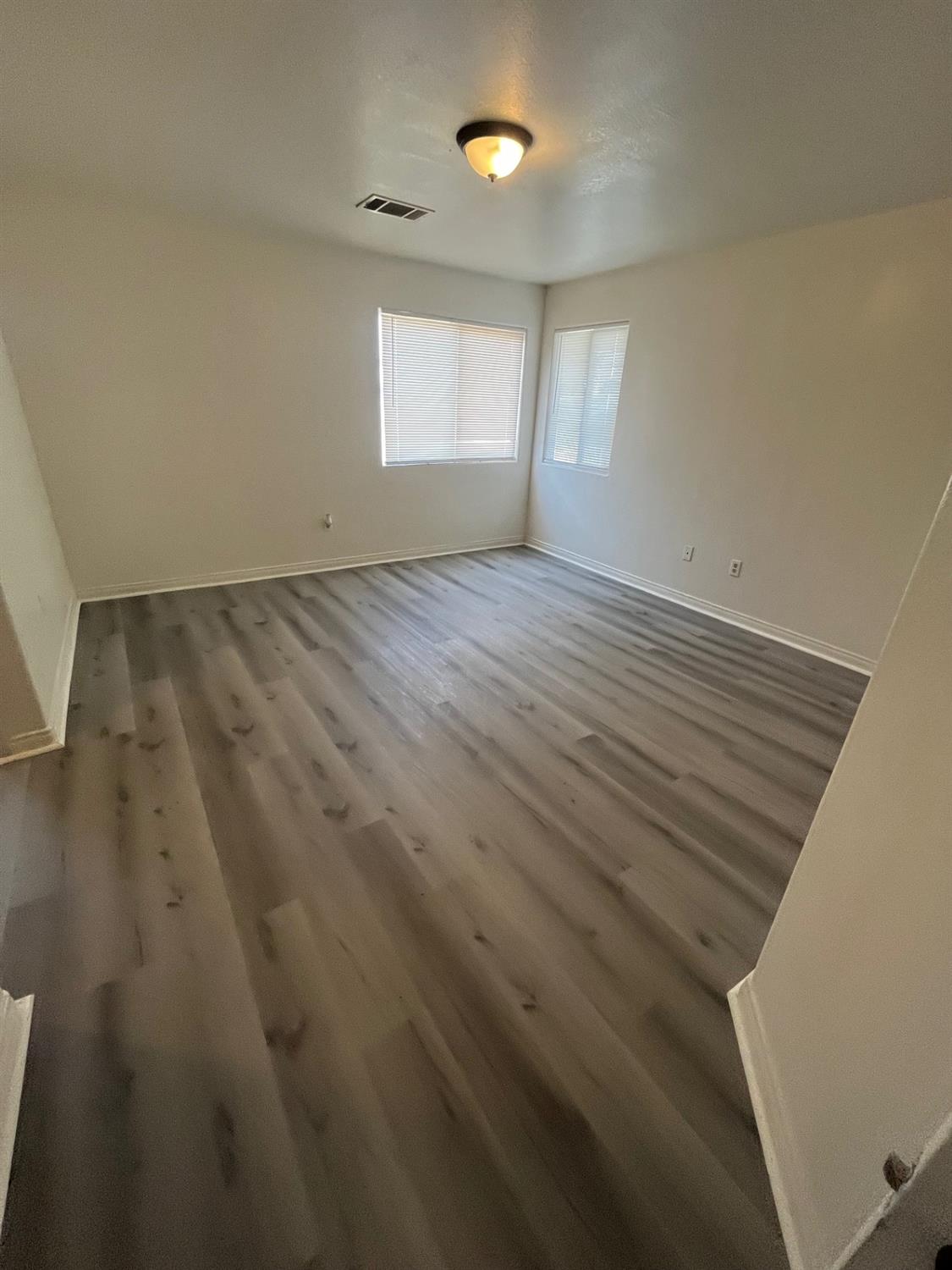 126 Clyde, Bakersfield, CA 93307