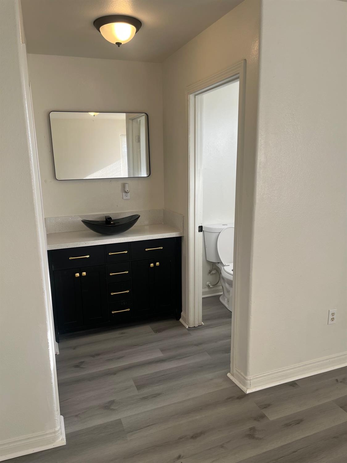 126 Clyde, Bakersfield, CA 93307