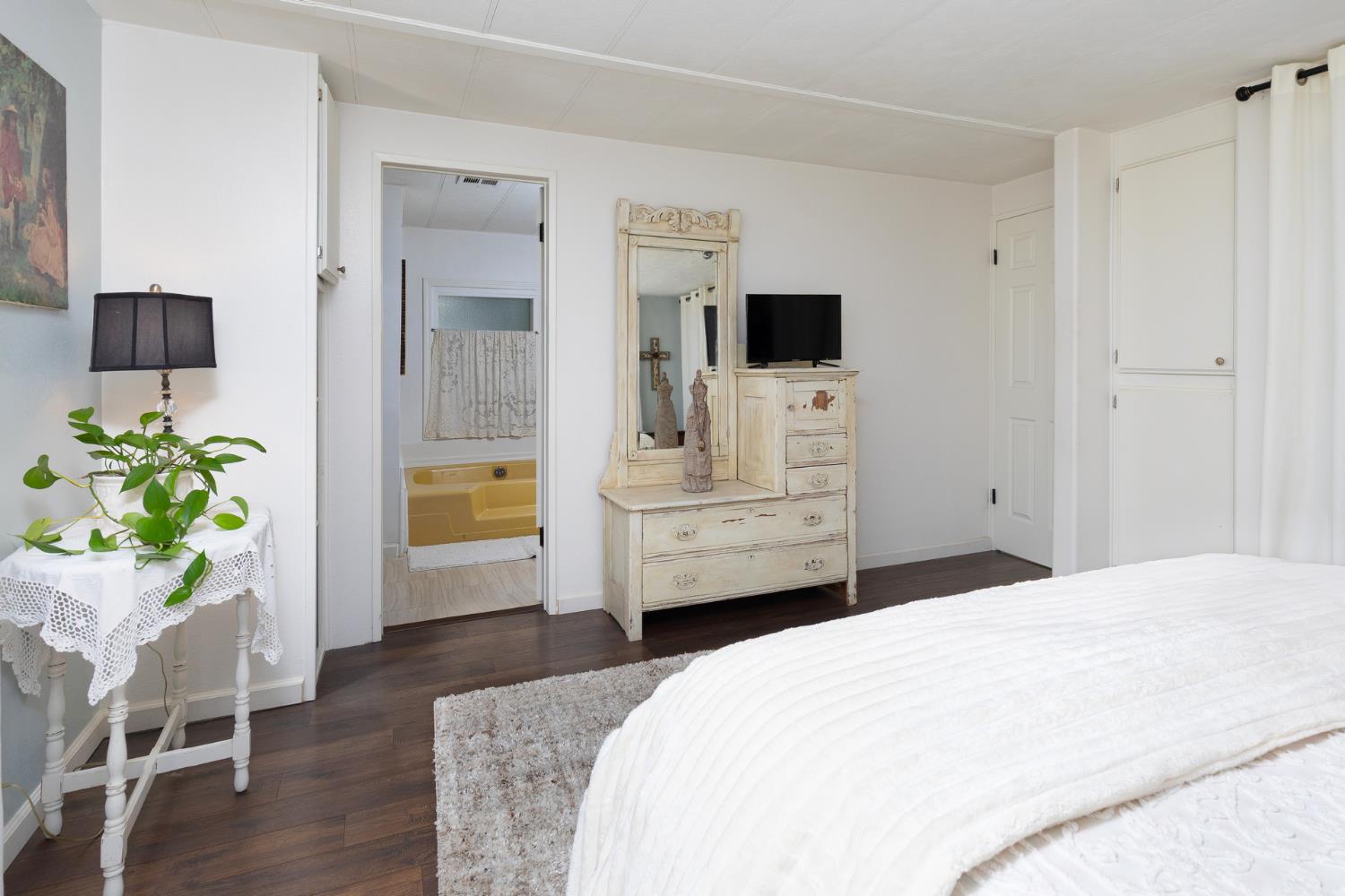 8701 Highway 41 #41, Fresno, CA 93720