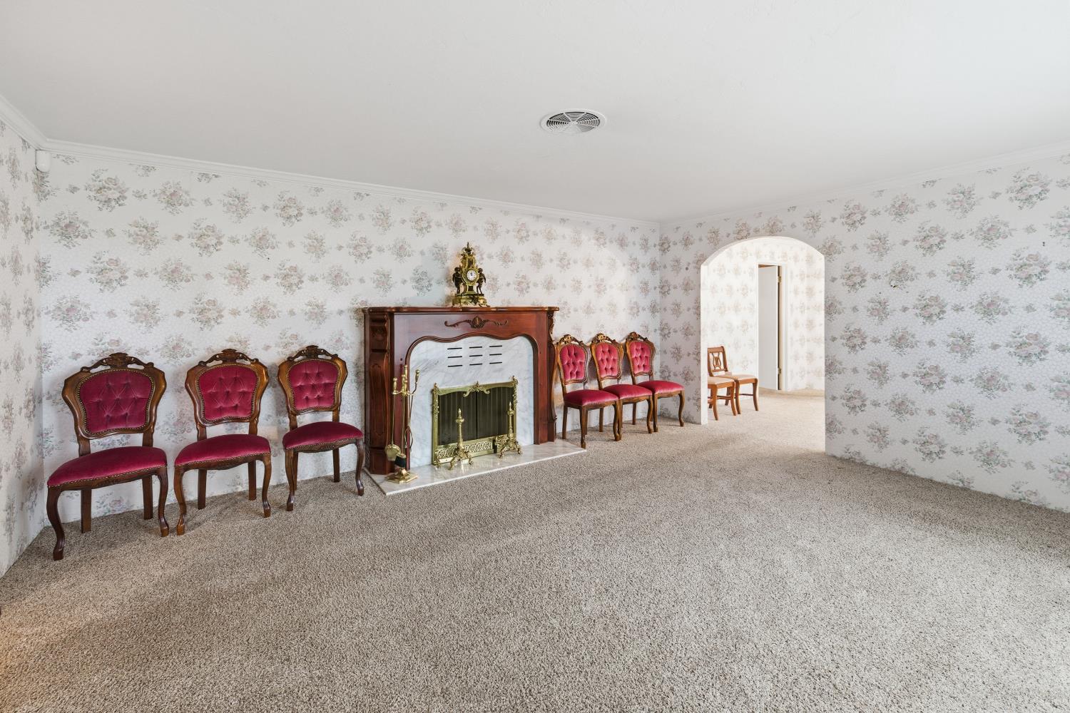 11704 E Nebraska Ave, Selma, CA 93662