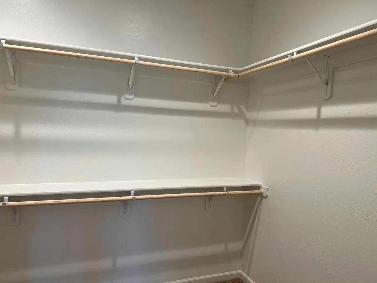 6734 E Cambridge Ave, Fresno, CA 93727