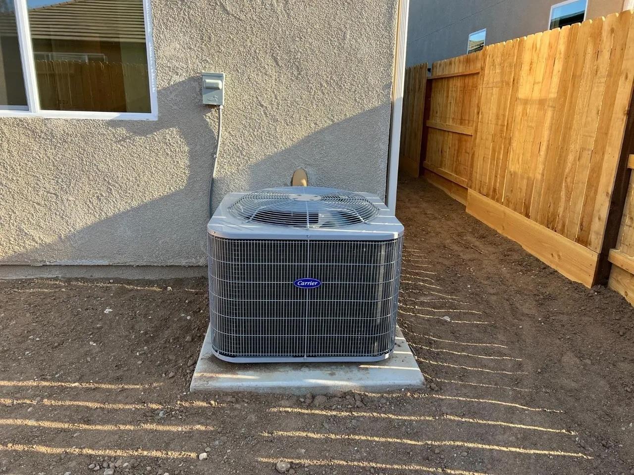 6734 E Cambridge Ave, Fresno, CA 93727