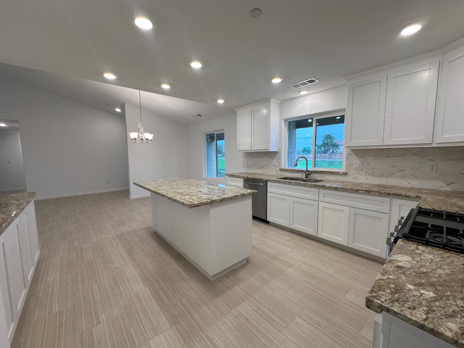 20568 Road 31, Madera, CA 93638