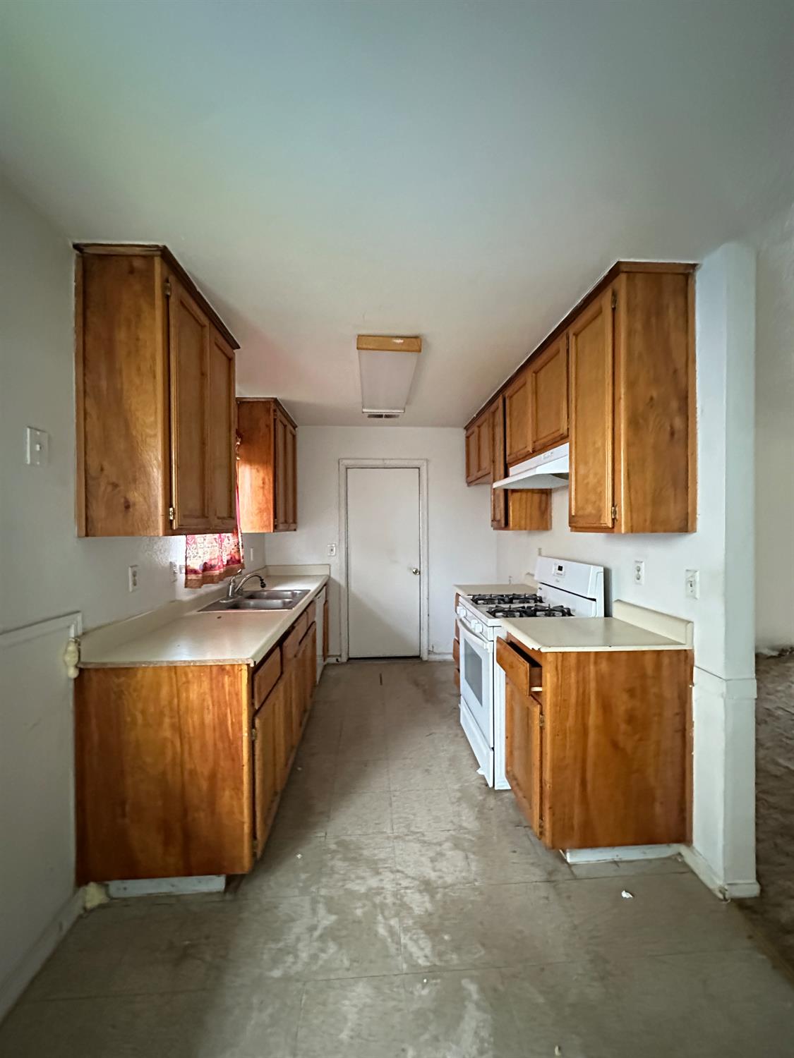 27428 Georgia Ave, Madera, CA 93637