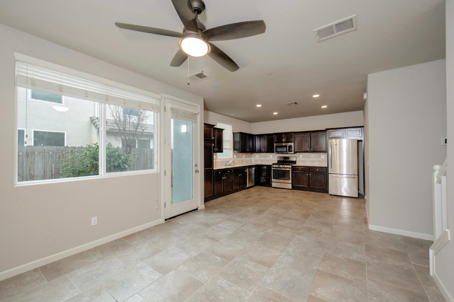 3740 Euphoria Way, Clovis, CA 93619