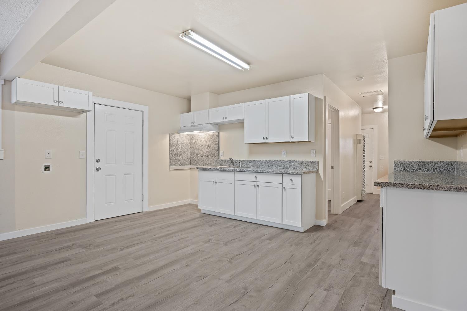 4429 E Thomas Ave, Fresno, CA 93702