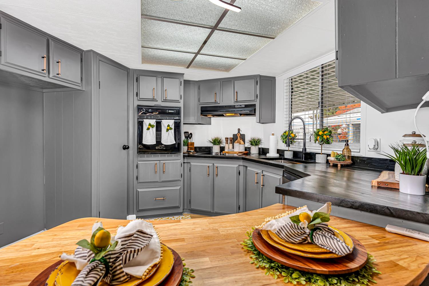 2706 W ashlan Ave #266, Fresno, CA 93705