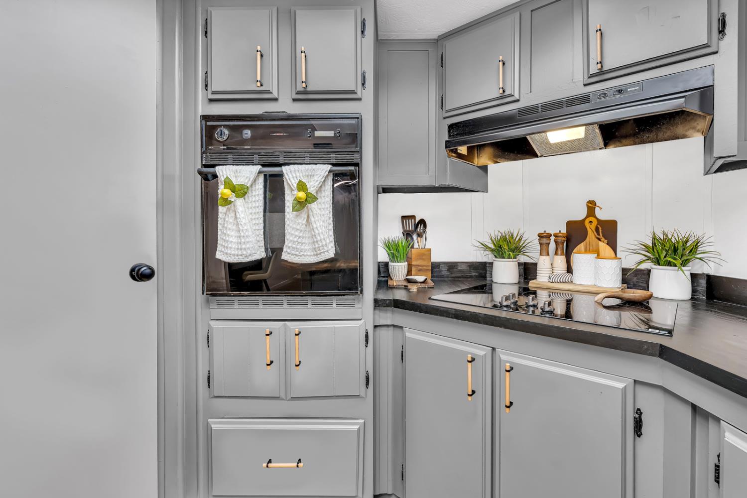 2706 W ashlan Ave #266, Fresno, CA 93705