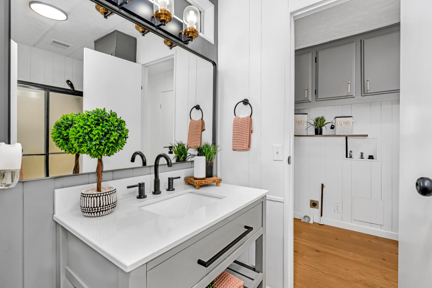 2706 W ashlan Ave #266, Fresno, CA 93705