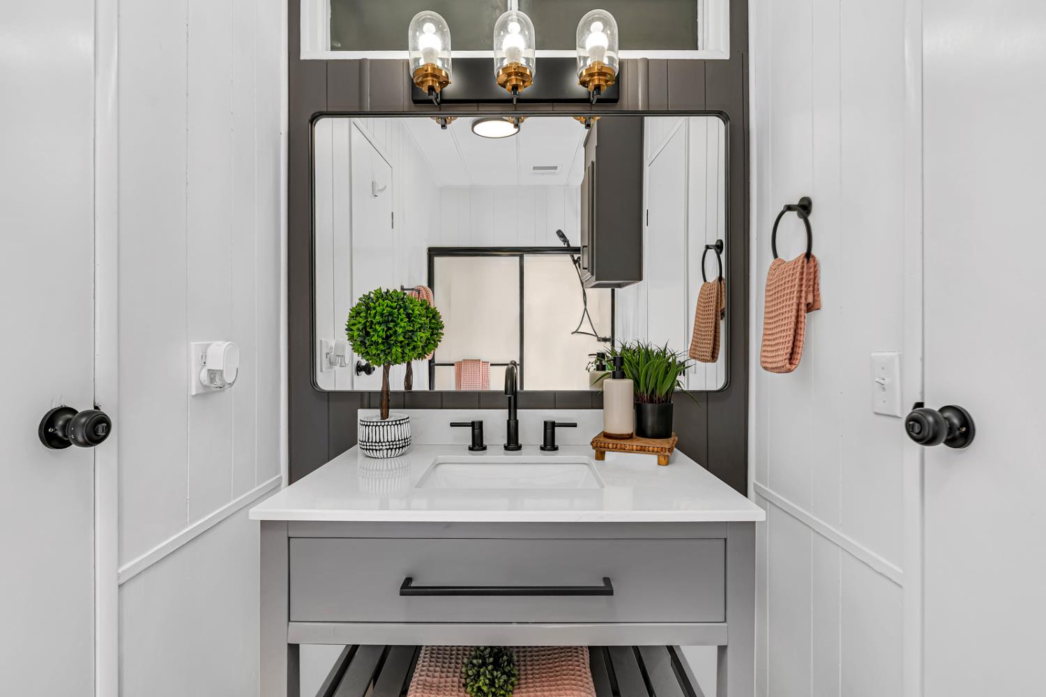 2706 W ashlan Ave #266, Fresno, CA 93705