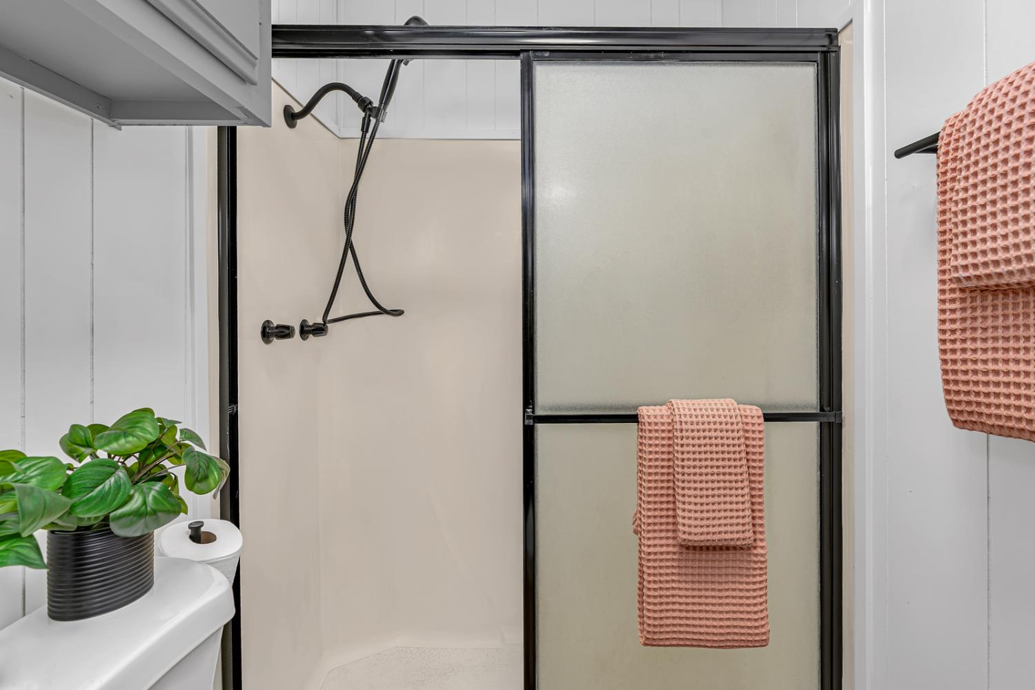 2706 W ashlan Ave #266, Fresno, CA 93705