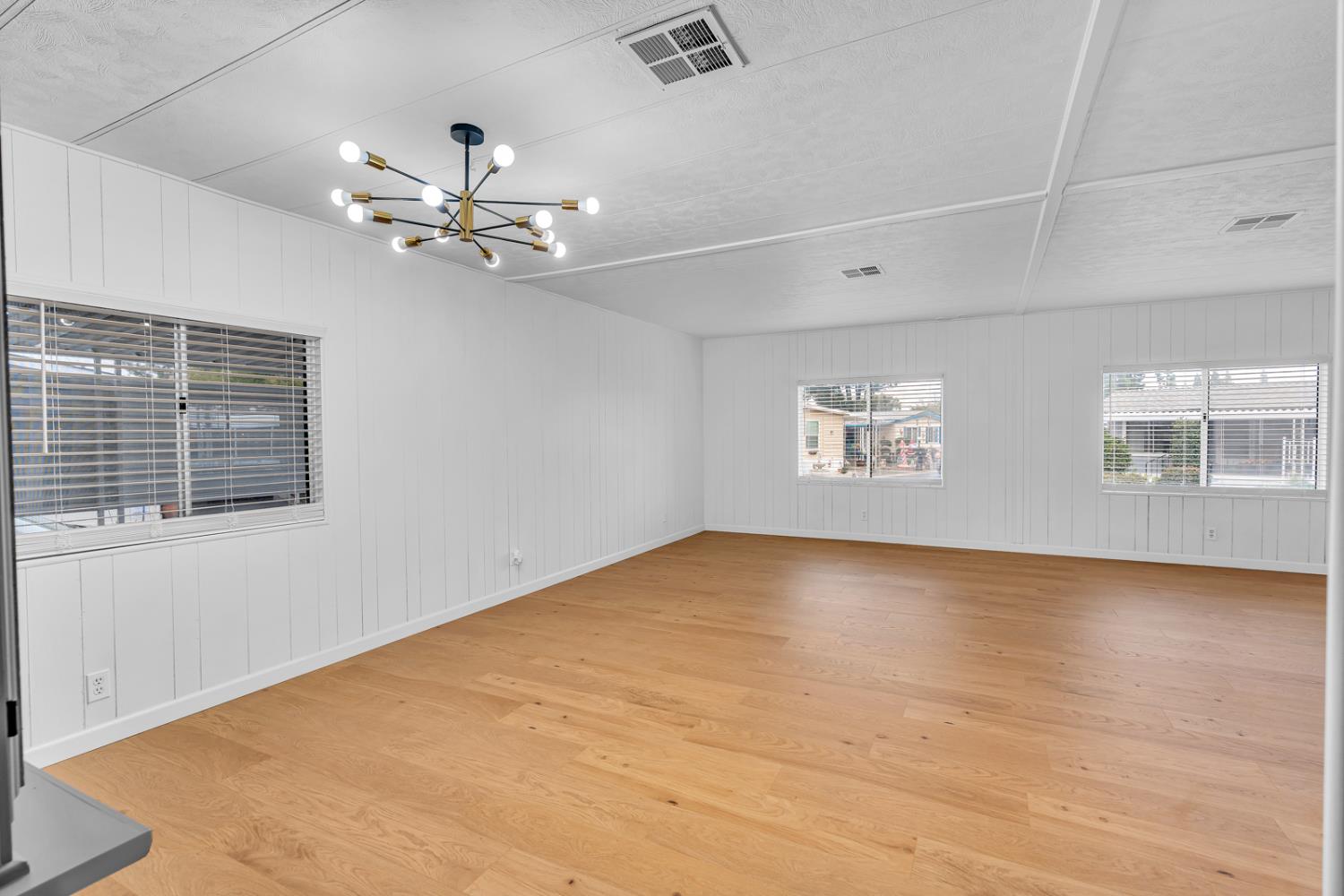 2706 W ashlan Ave #266, Fresno, CA 93705