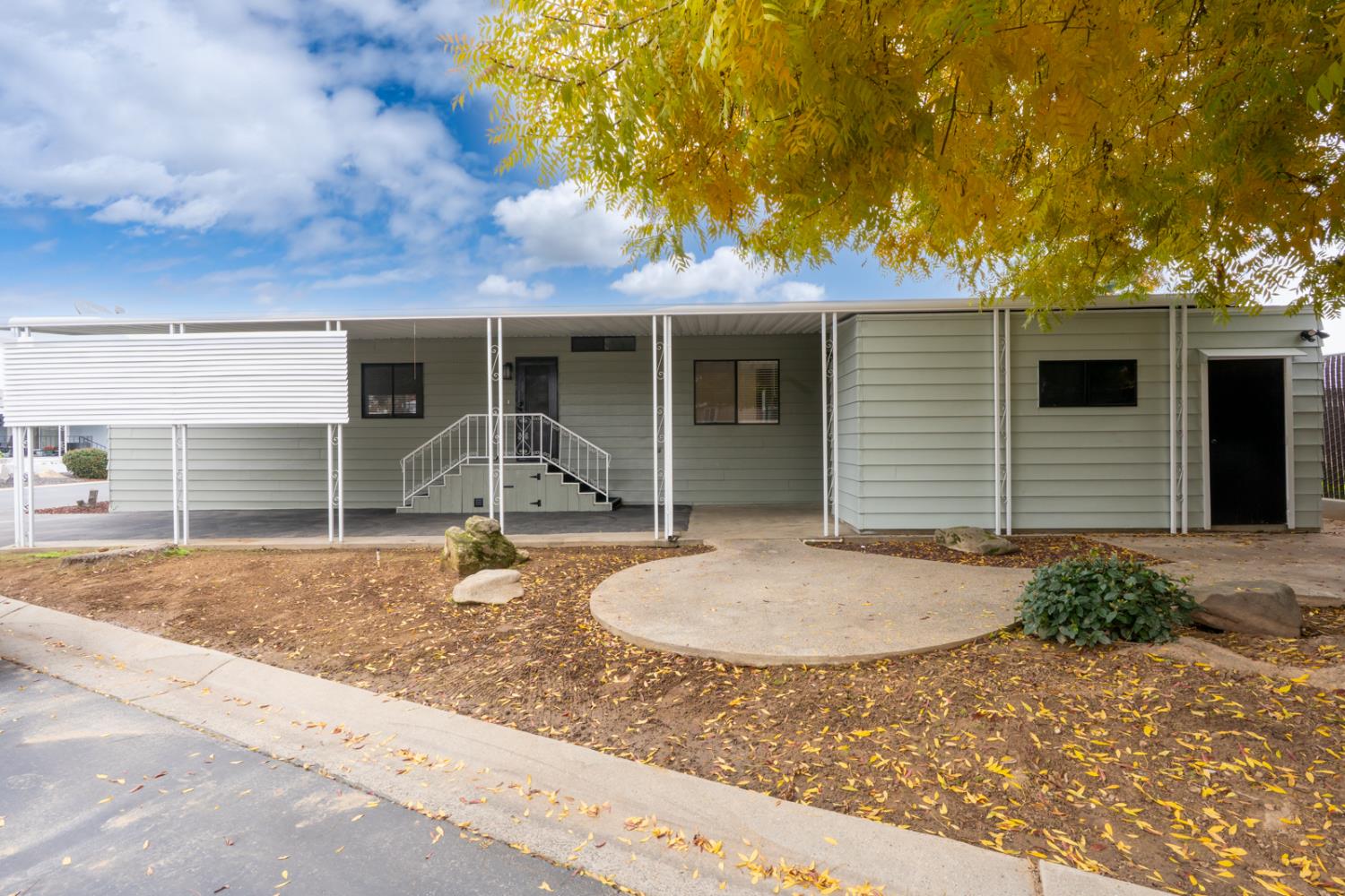 2706 W ashlan Ave #266, Fresno, CA 93705