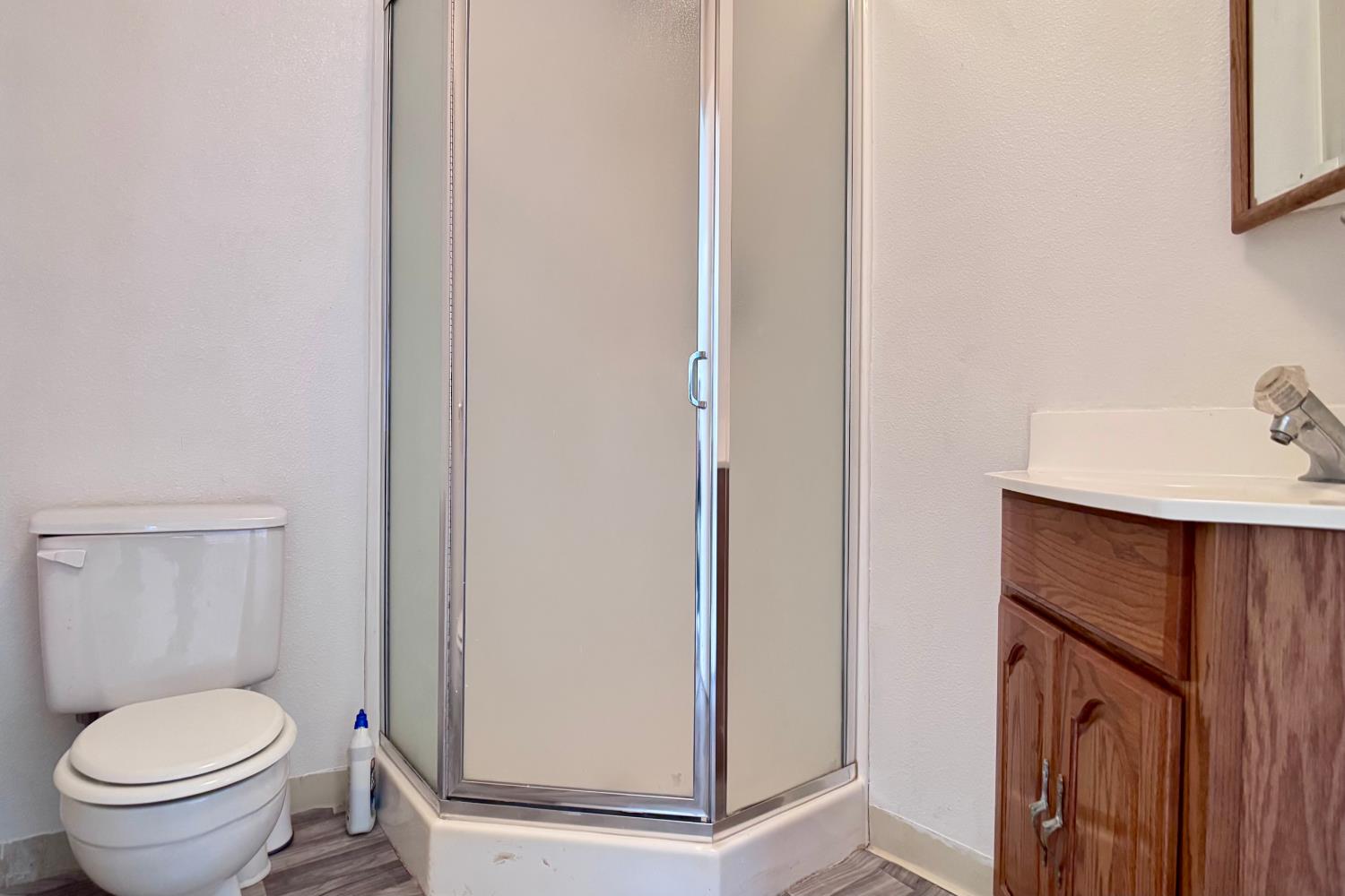 5205 W Lamona Ave, Fresno, CA 93722