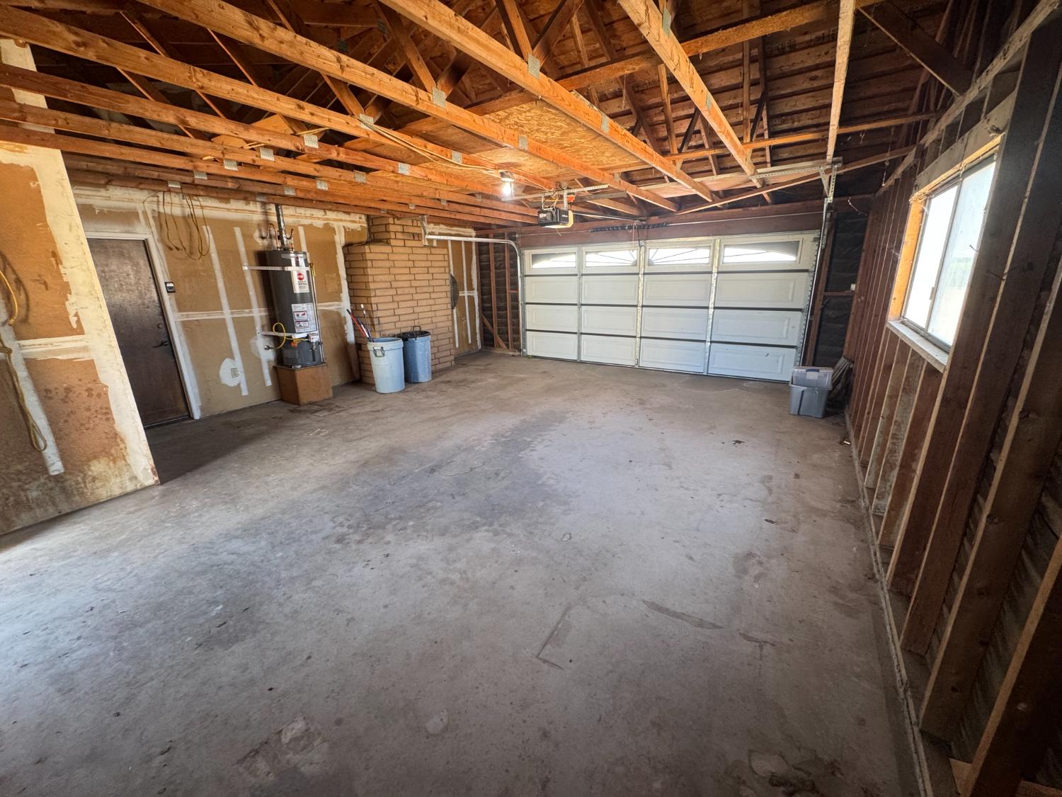 376 E Klepper, Caruthers, CA 93609