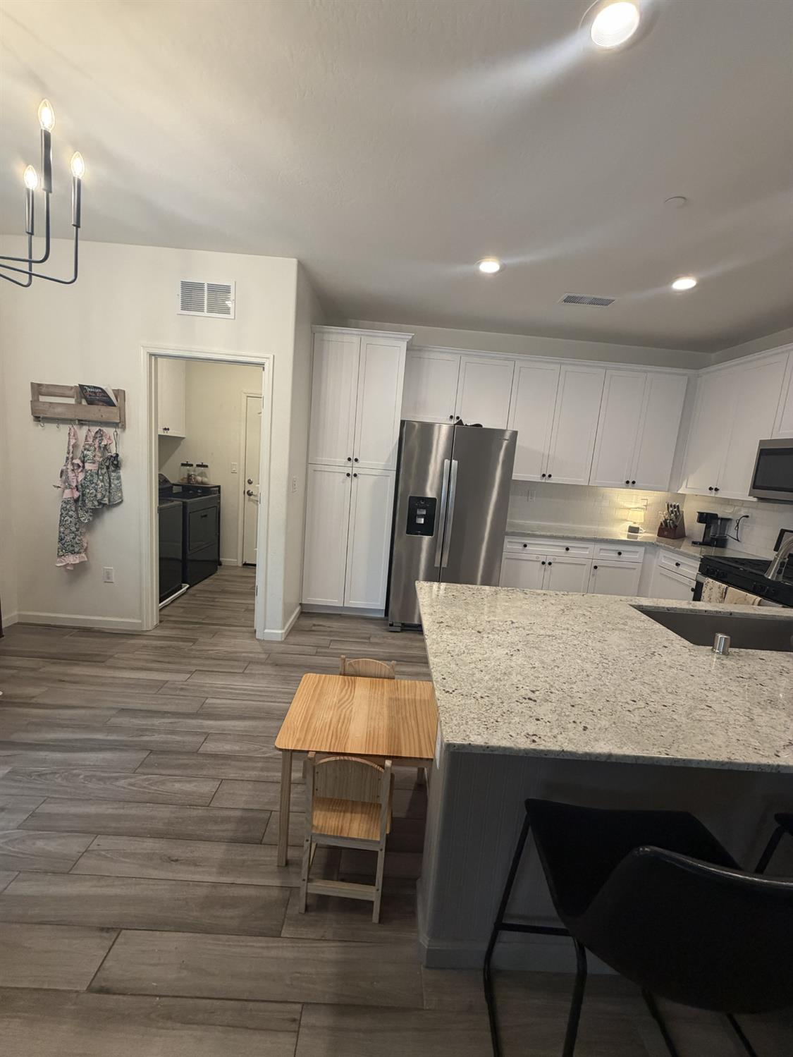 2454 HUDSON, Kingsburg, CA 93631