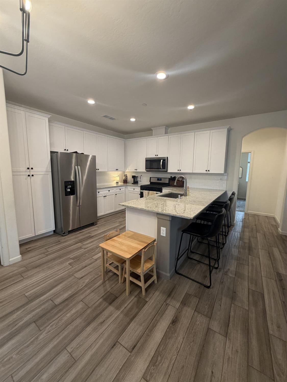 2454 HUDSON, Kingsburg, CA 93631