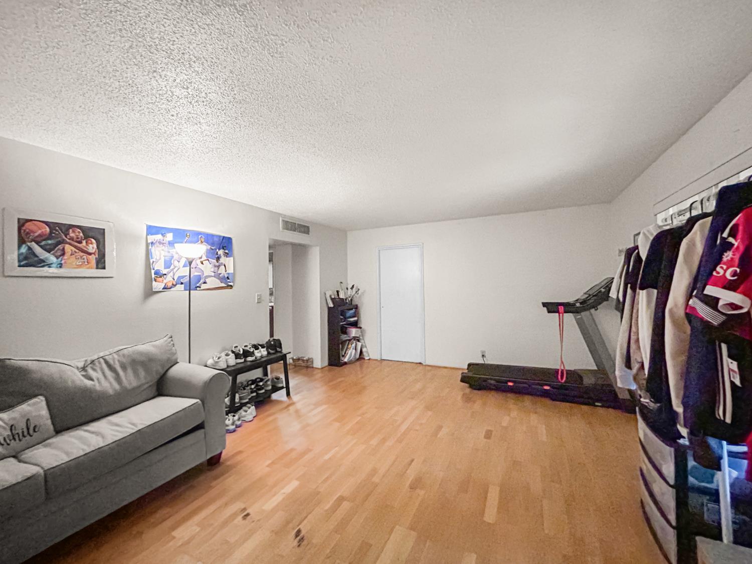 3144 E Santa Ana Ave, Fresno, CA 93726