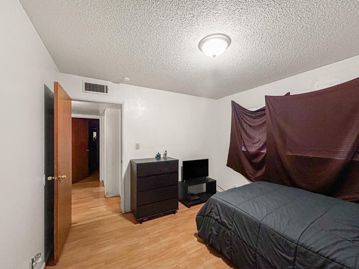 3144 E Santa Ana Ave, Fresno, CA 93726