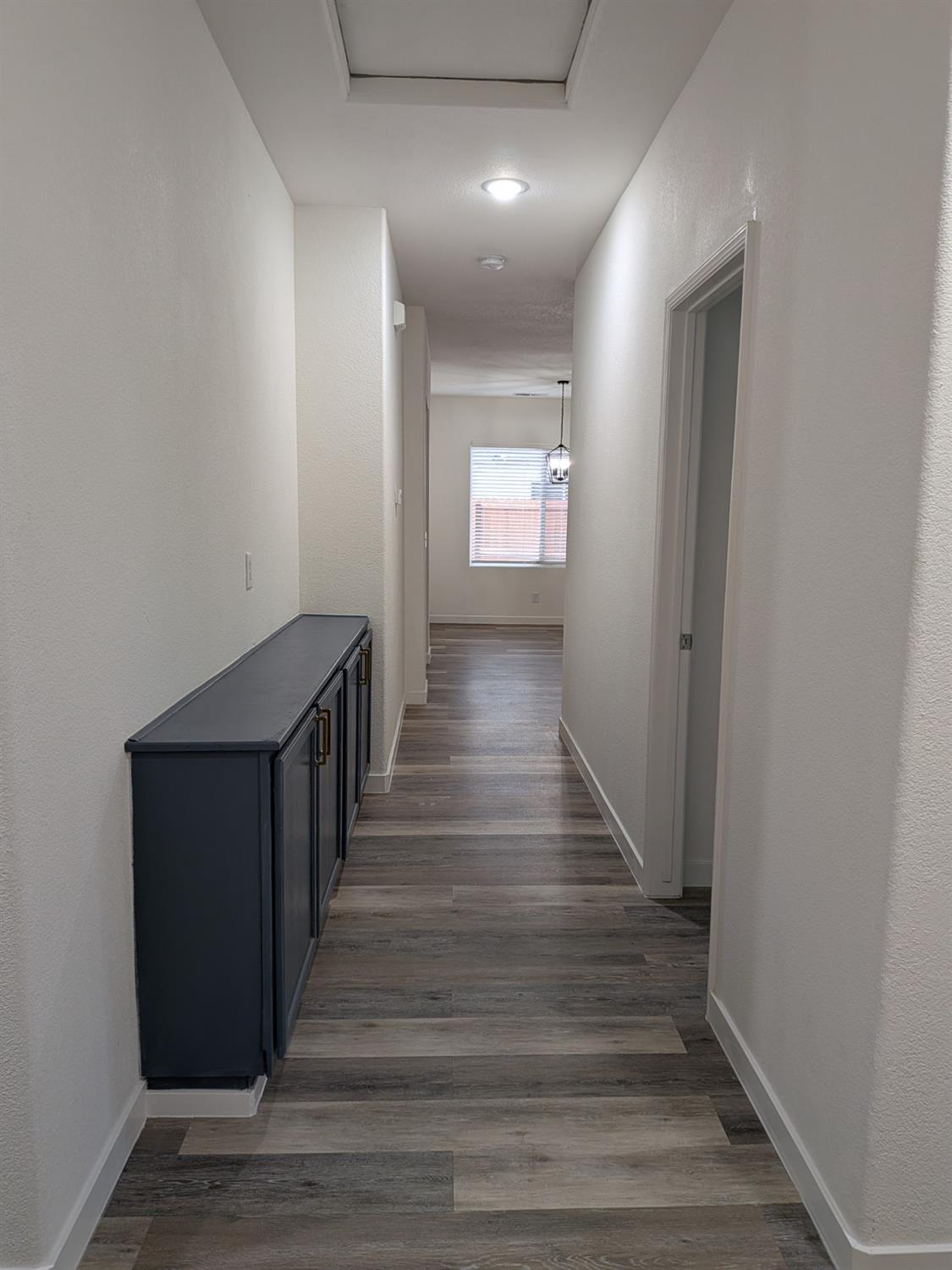 2485 S Manila Ave, Fresno, CA 93727