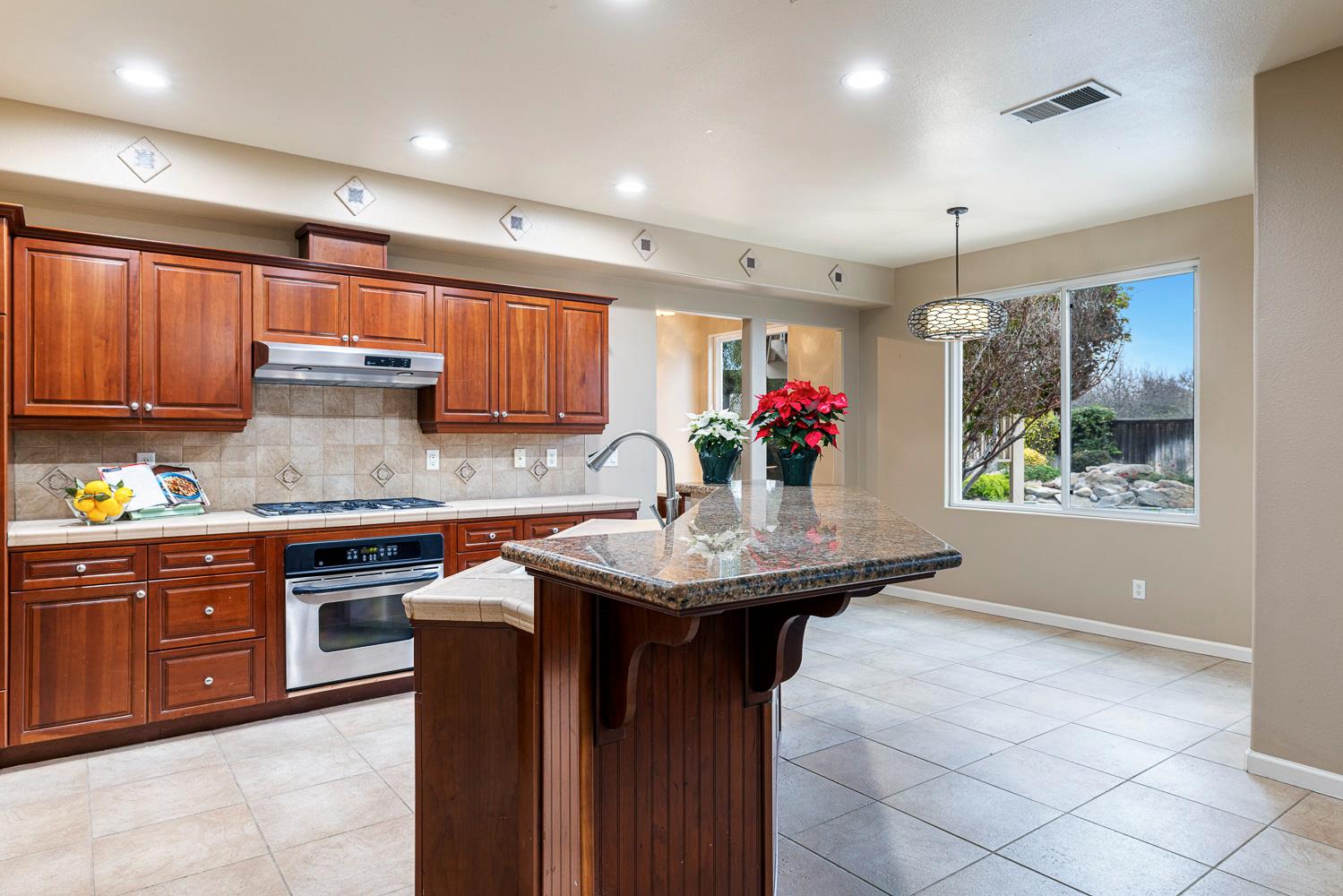 4674 N Arrow Ridge Way, Clovis, CA 93619