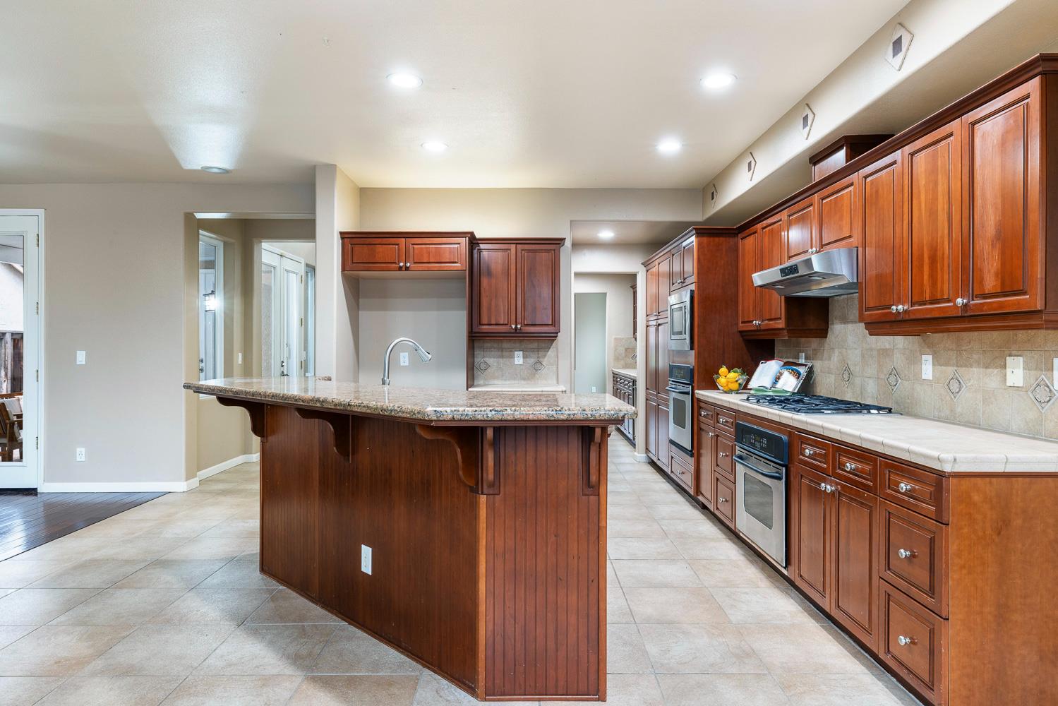 4674 N Arrow Ridge Way, Clovis, CA 93619