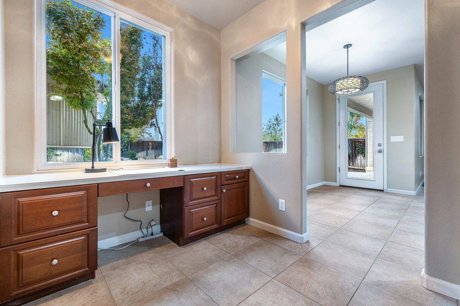 4674 N Arrow Ridge Way, Clovis, CA 93619