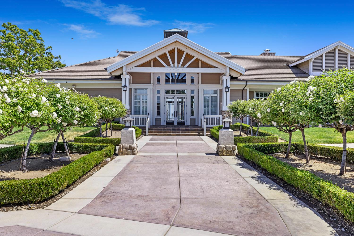 4674 N Arrow Ridge Way, Clovis, CA 93619