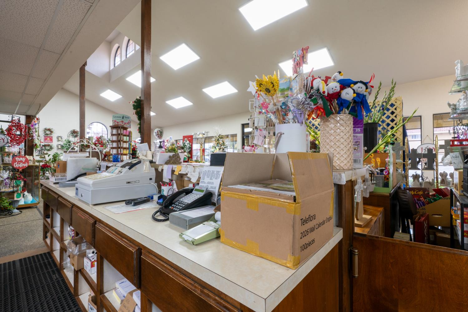 201 N I St, Madera, CA 93637