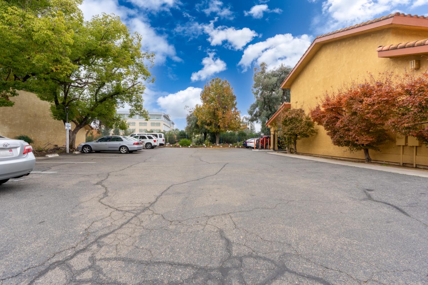 201 N I St, Madera, CA 93637