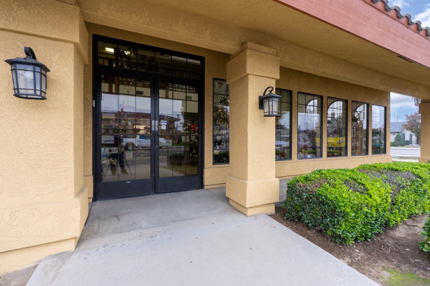 201 N I St, Madera, CA 93637