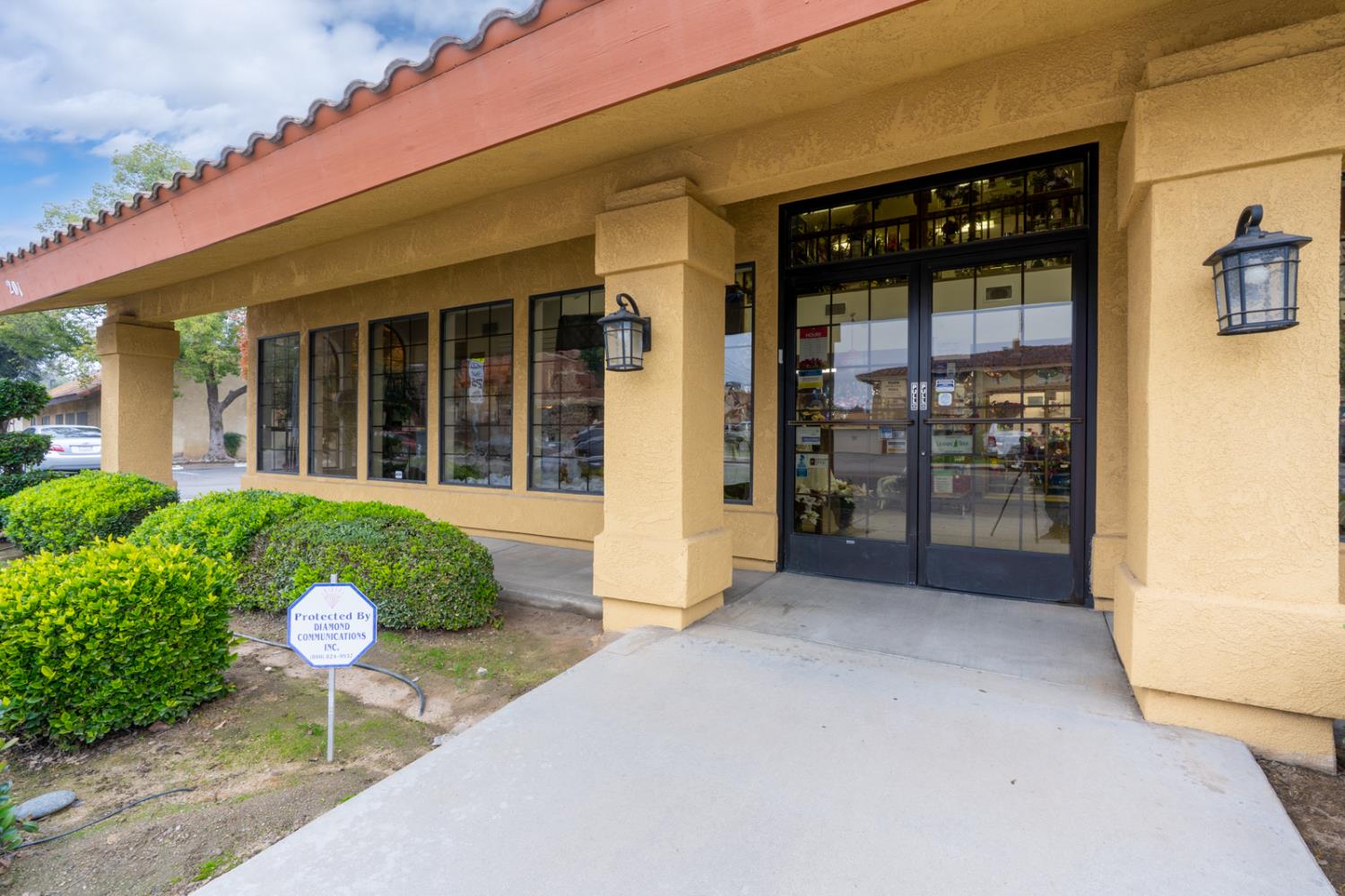 201 N I St, Madera, CA 93637