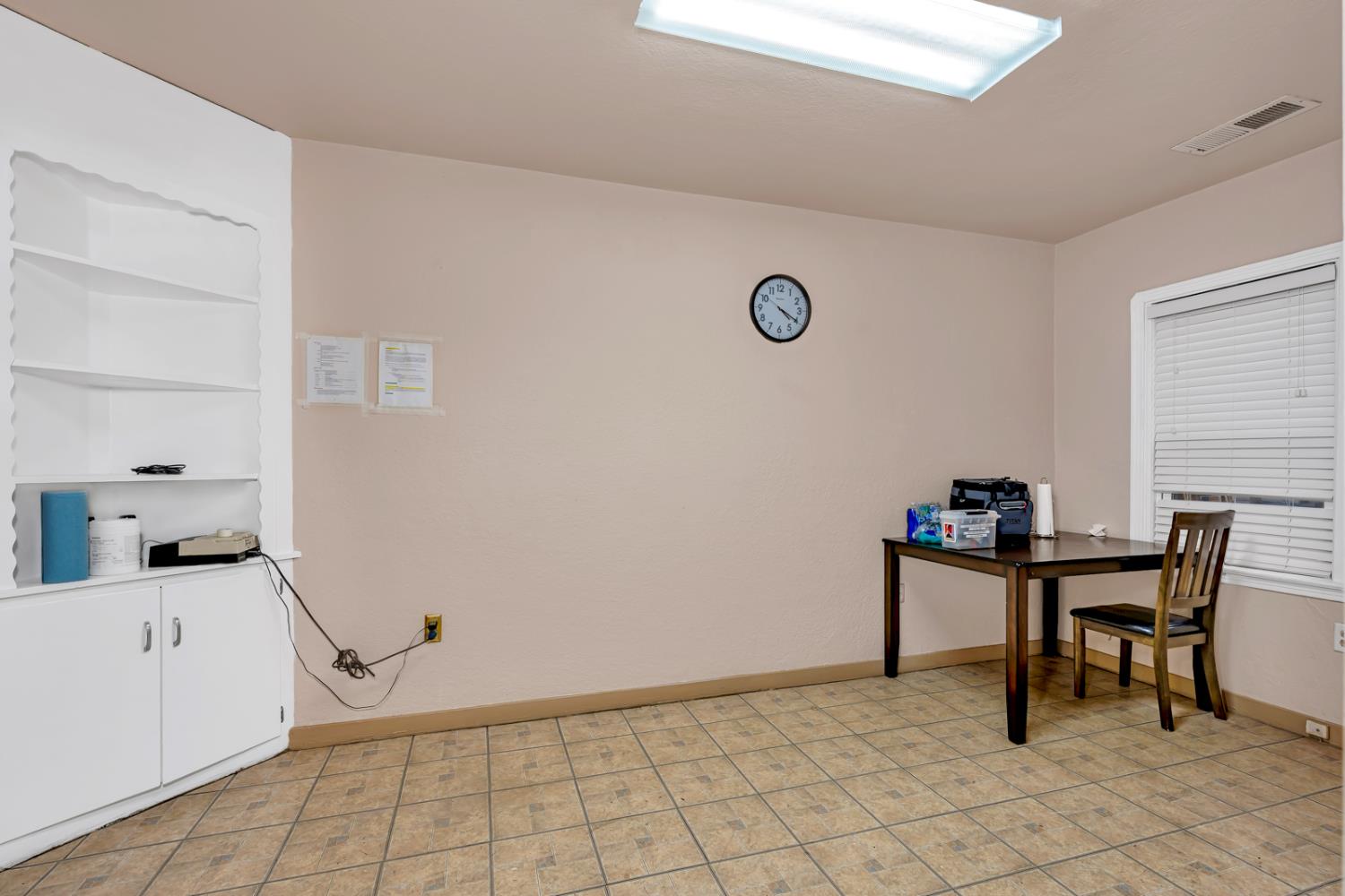 201 N I St, Madera, CA 93637