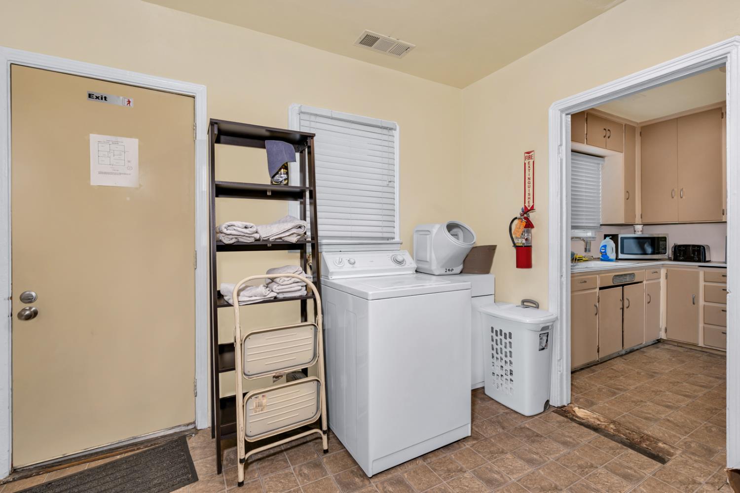 201 N I St, Madera, CA 93637