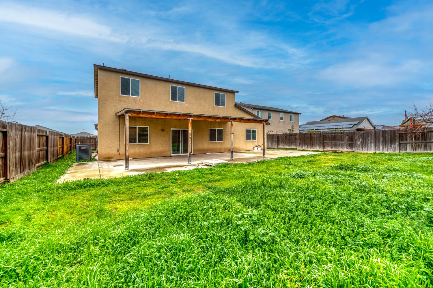 1391 Shoreside Dr, Madera, CA 93637