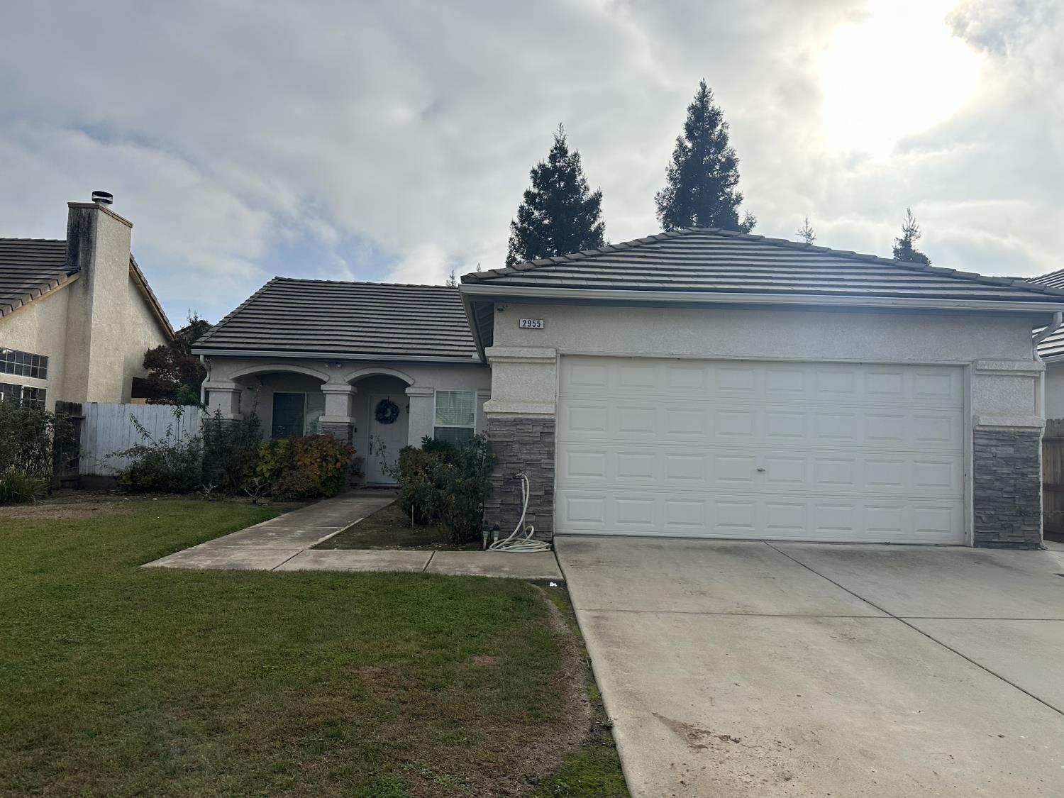 2955 E Plymouth Way, Fresno, CA 93720