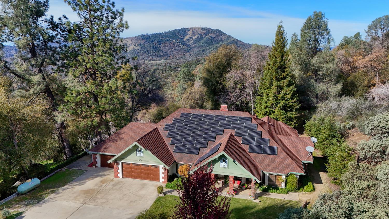 49873 Sunset Dr, Coarsegold, CA 93614