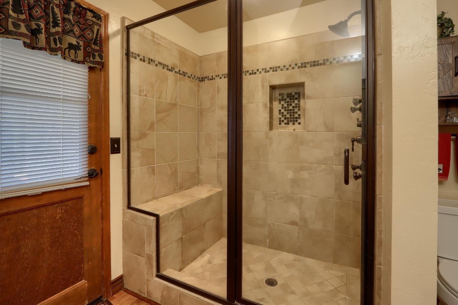 49873 Sunset Dr, Coarsegold, CA 93614